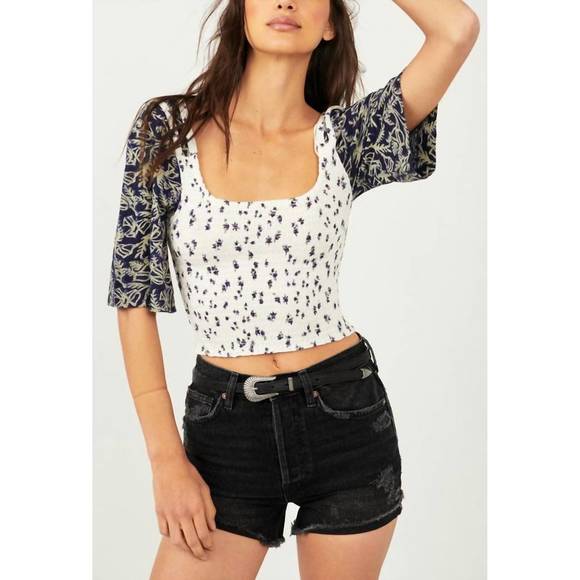 FREE PEOPLE Tops - NEW FREE PEOPLE marigold tee in navy combo